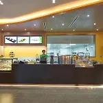 Holiday Inn & Suites Saigon Airport By Ihg