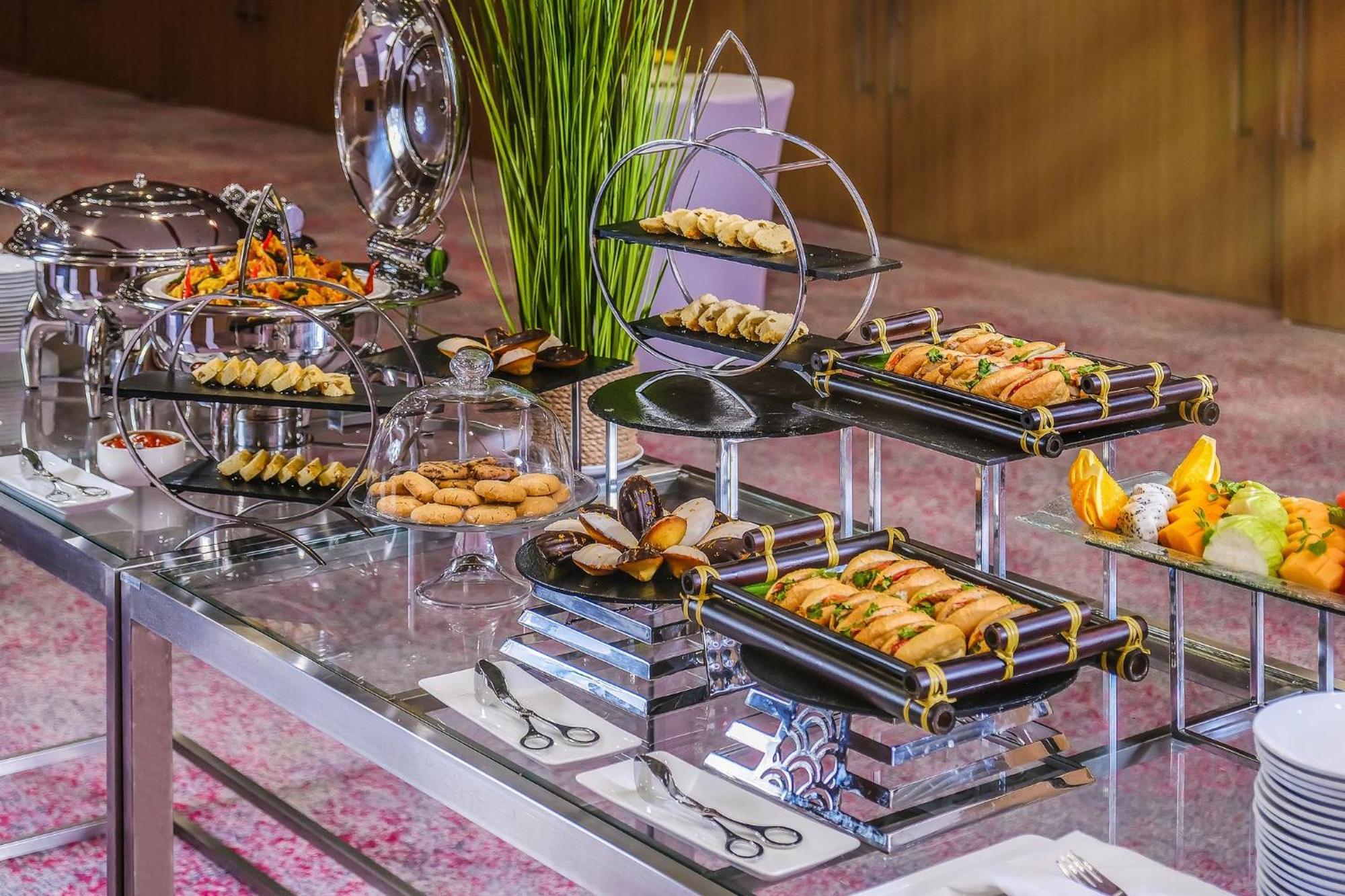 Inn&suites Sân Bay Sài Gòn 5* TP. Hồ Chí Minh