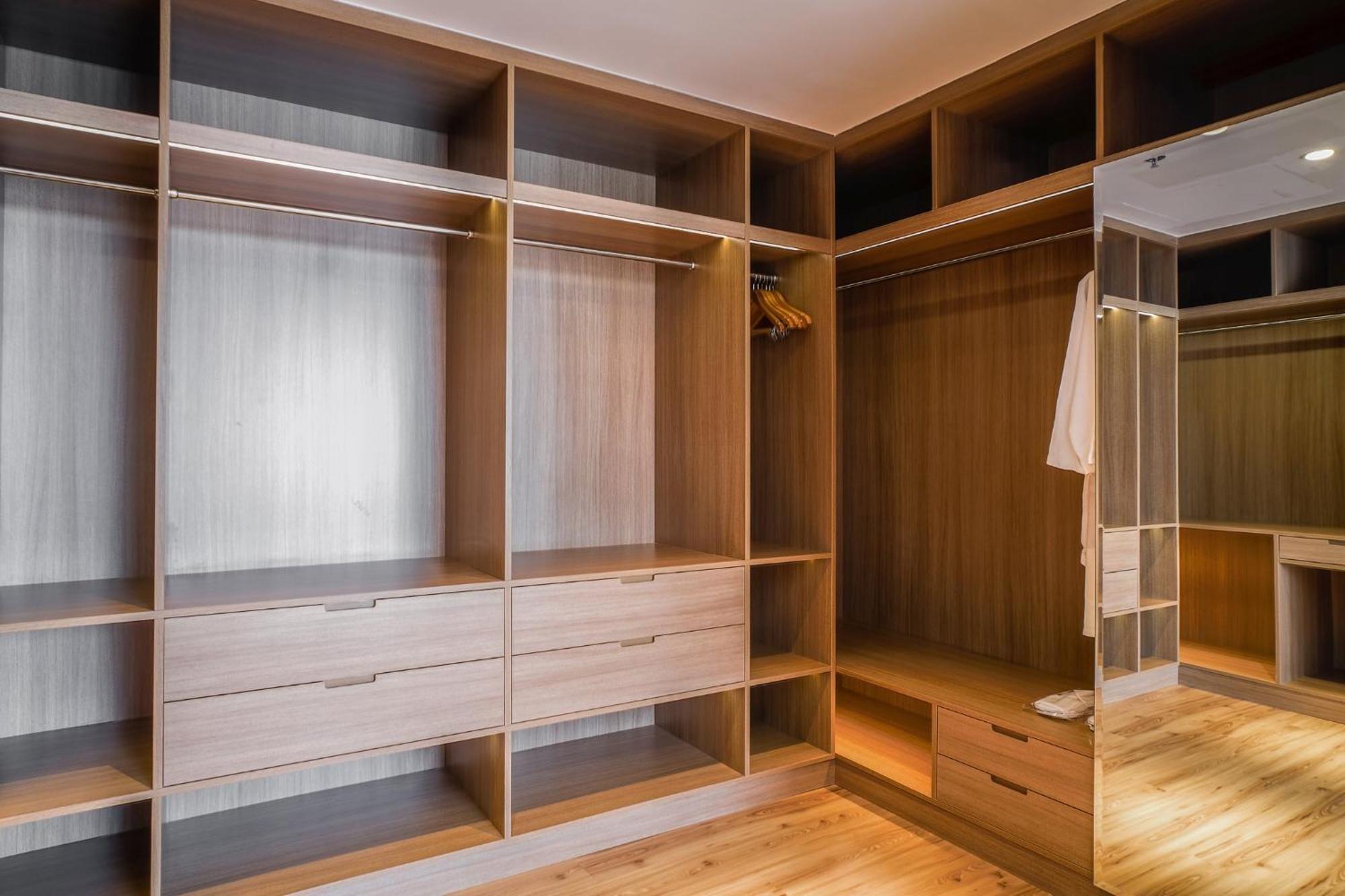 Khách sạn Inn&suites Sân Bay Sài Gòn 5*