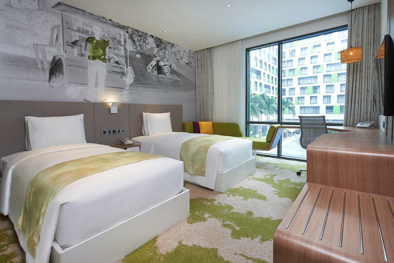 & Saigon Airport By Ihg 5*