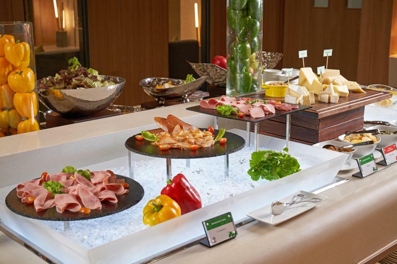 & Saigon Airport By Ihg Ho Chi Minh City