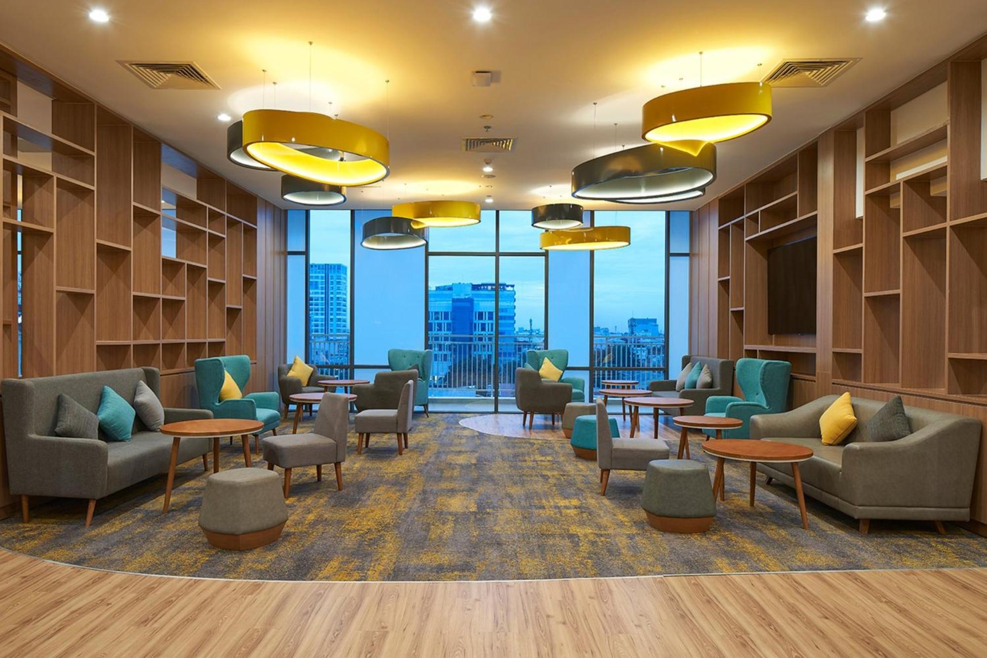 & Saigon Airport By Ihg Ho Chi Minh City