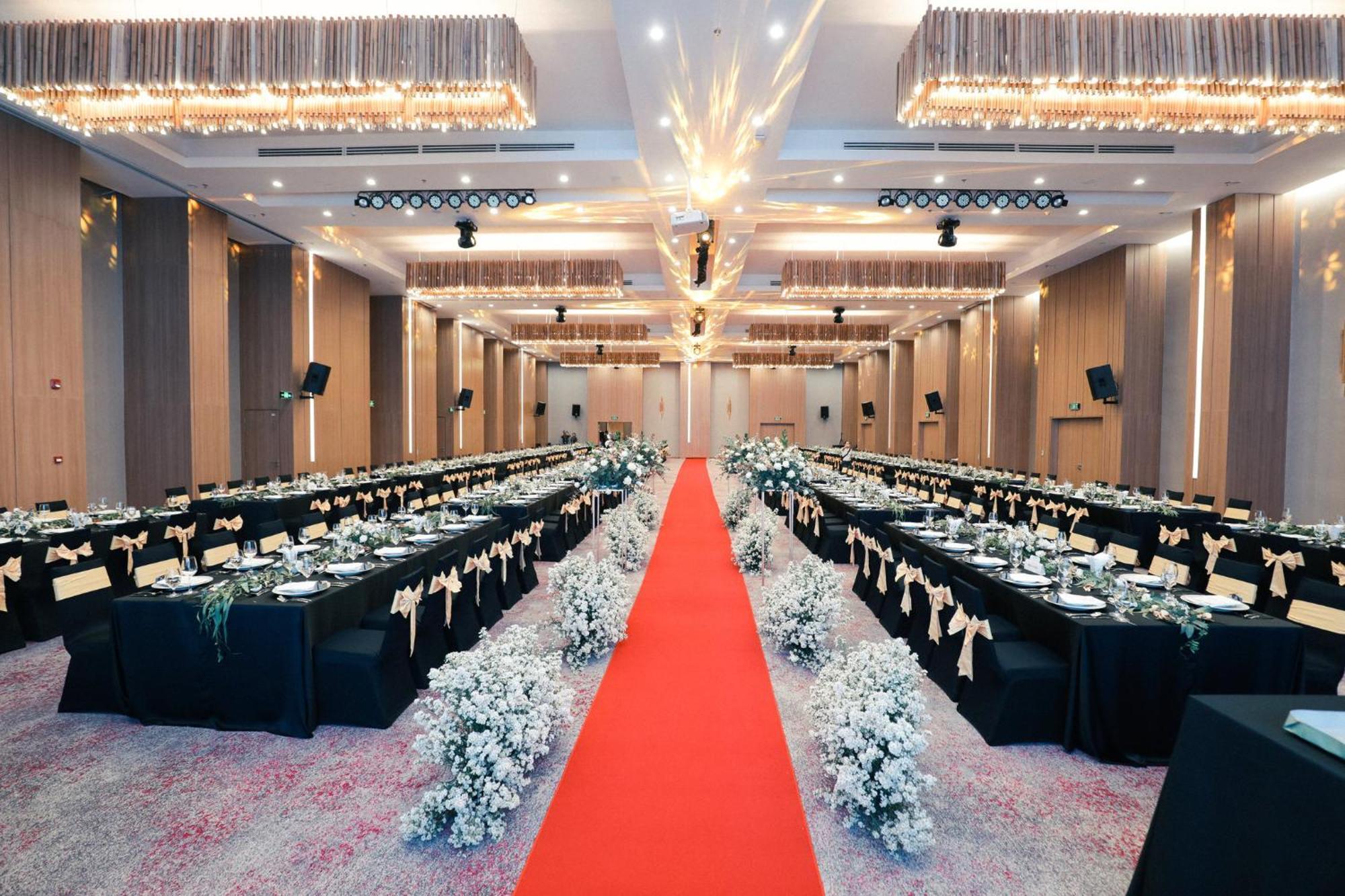 & Saigon Airport By Ihg