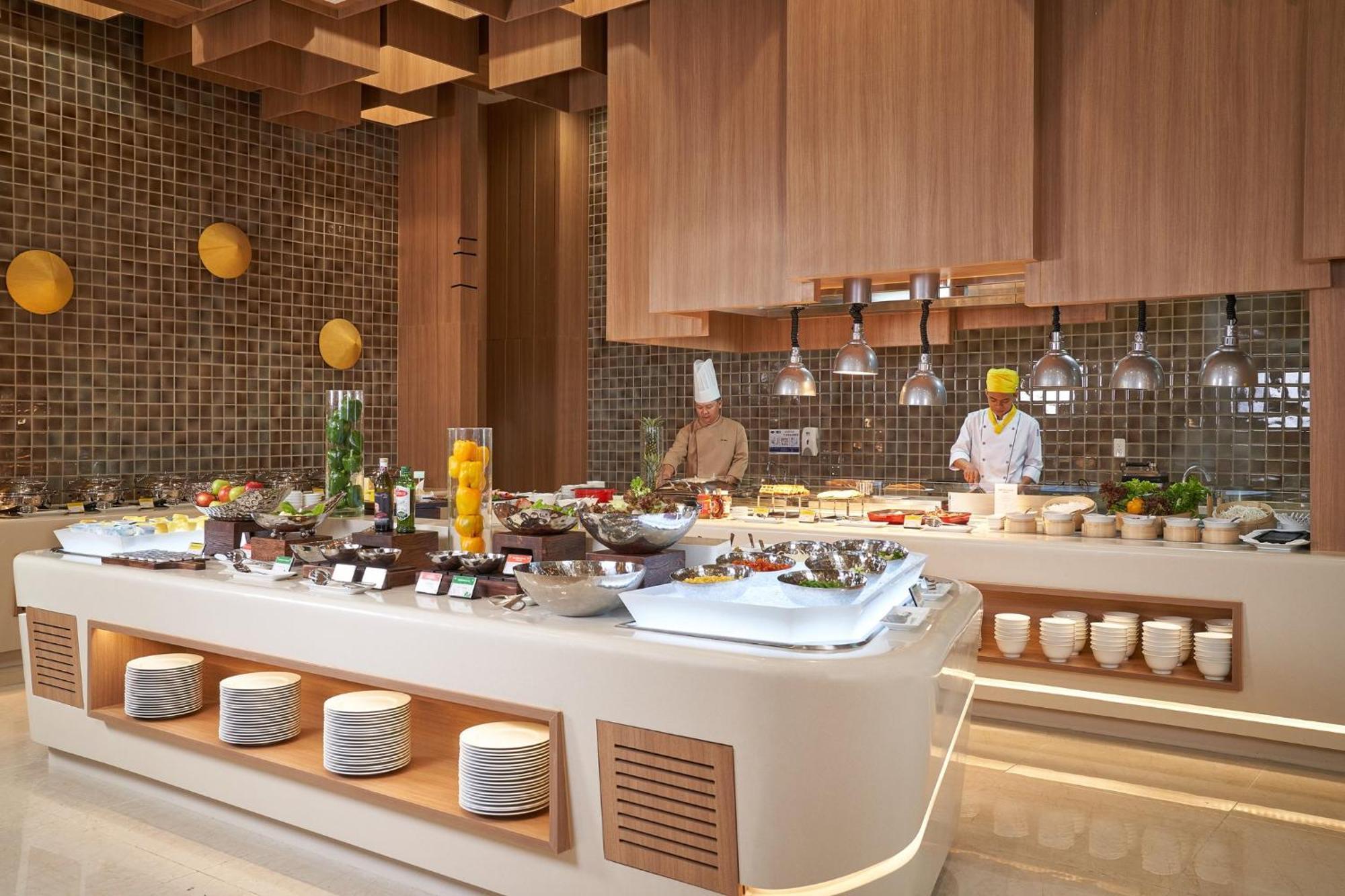 Khách sạn Inn&suites Sân Bay Sài Gòn 5*
