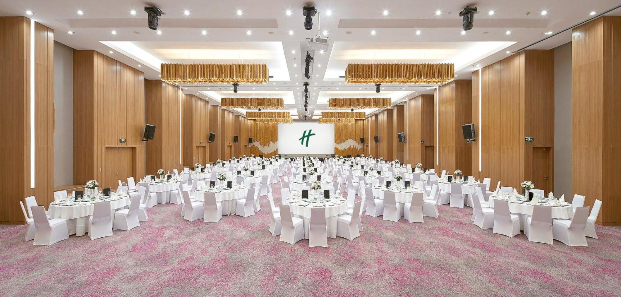 Khách sạn Inn&suites Sân Bay Sài Gòn 5*